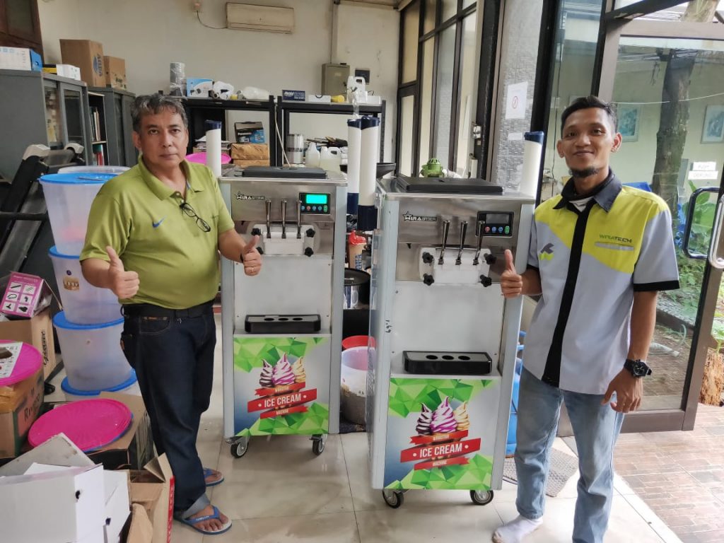 Bapak Paulus - Bintaro BSD - Mesin Es Krim WIR818F - 5 Februari 2020