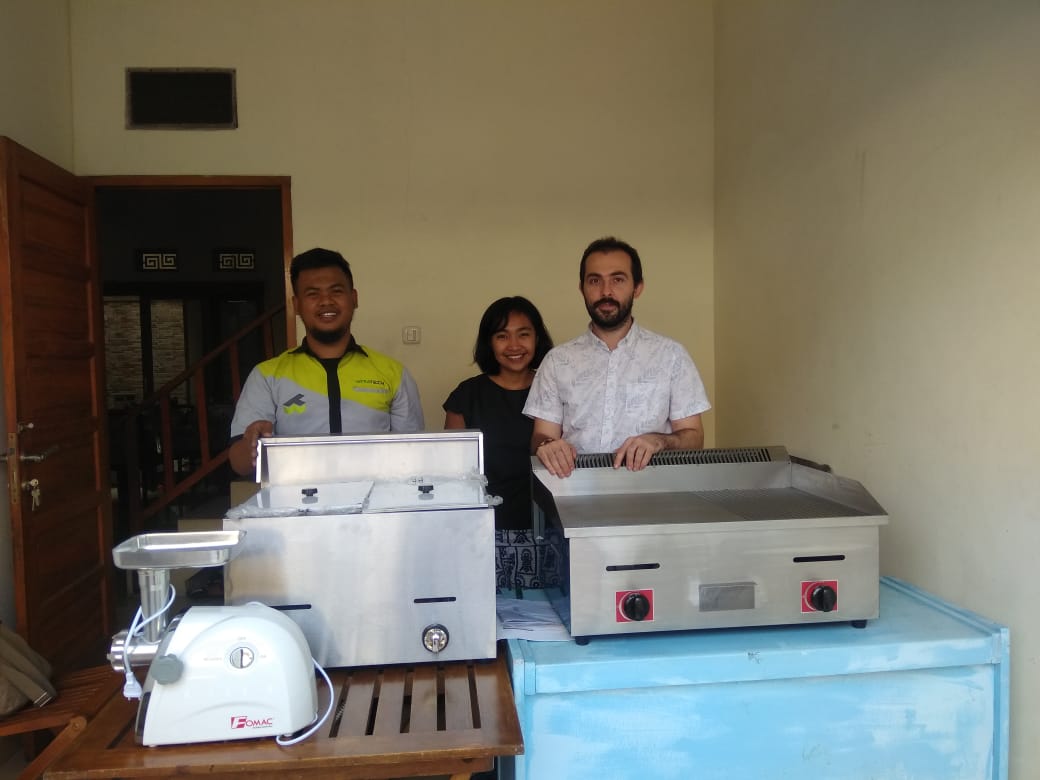 Ibu Rima - Bandung - Meat Grinder - Deep Fryer - Grill